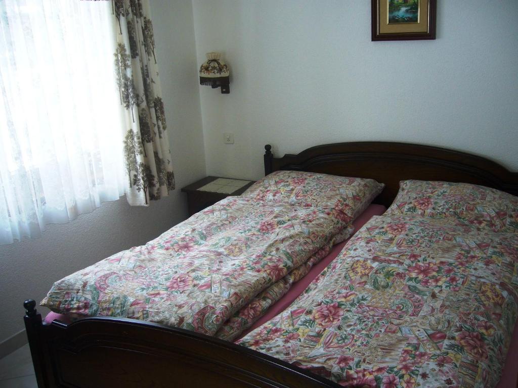 Apartment Foresta room 2